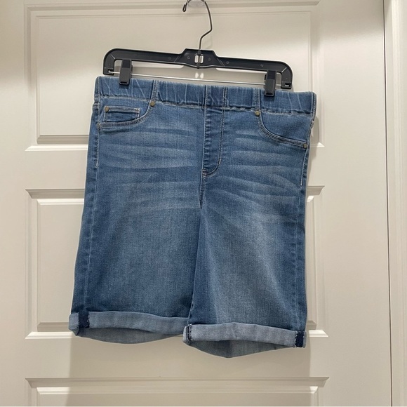 Liverpool Chloe Pull On Bixby Bermuda Eco Jean Shorts Medium Wash Size 10/30 - Picture 1 of 8